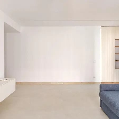 Cavour Apartment *